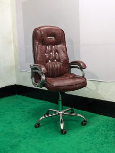 Special Boss Chair - Leather+Fiber+SS - Model 03