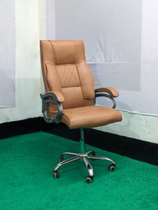 Special Boss Chair - Leather+Fiber+SS - Model 04