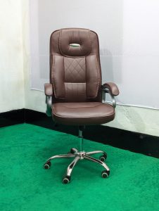 Special Boss Chair - Leather+Fiber+SS - Model 05